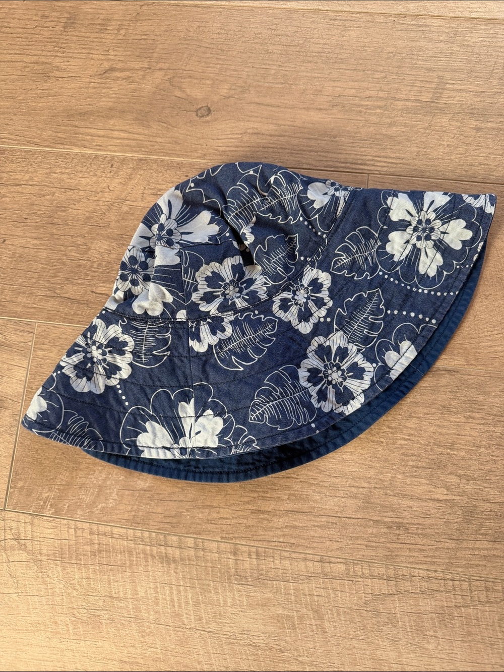 Blue and Light Blue Aloha Hibiscus Bucket Beach Hat